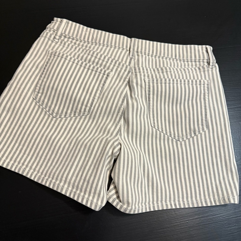 LOFT Classic Gray and Cream Striped Fabric shorts - Picture 2 of 9